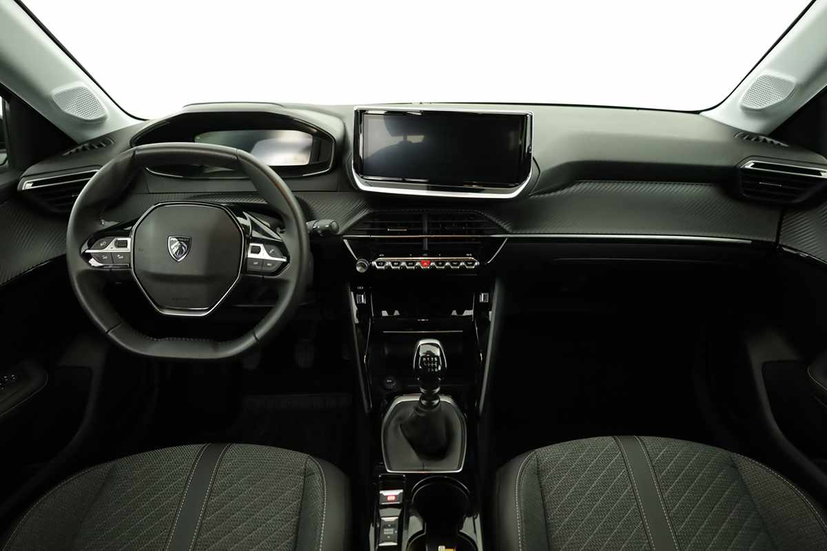 peugeot-208-2025-gasolina-1199cc