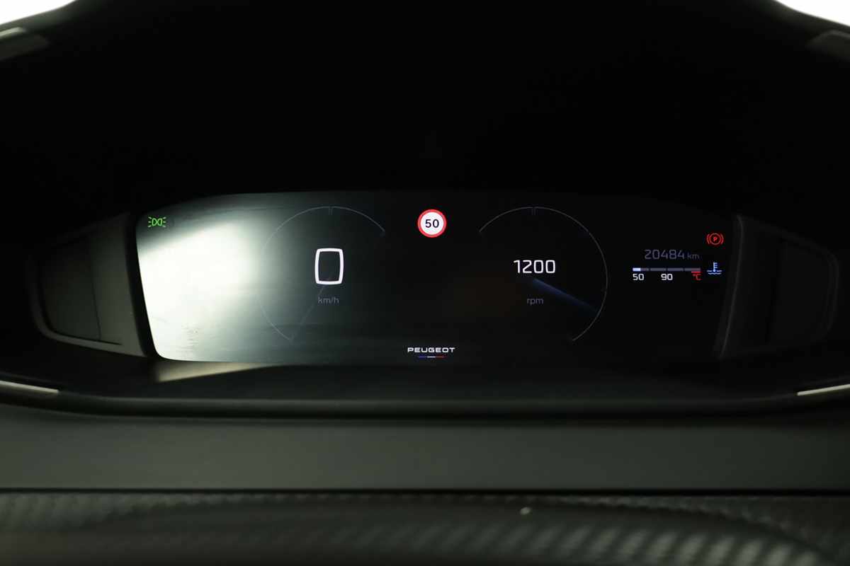 peugeot-208-2025-gasolina-1199cc