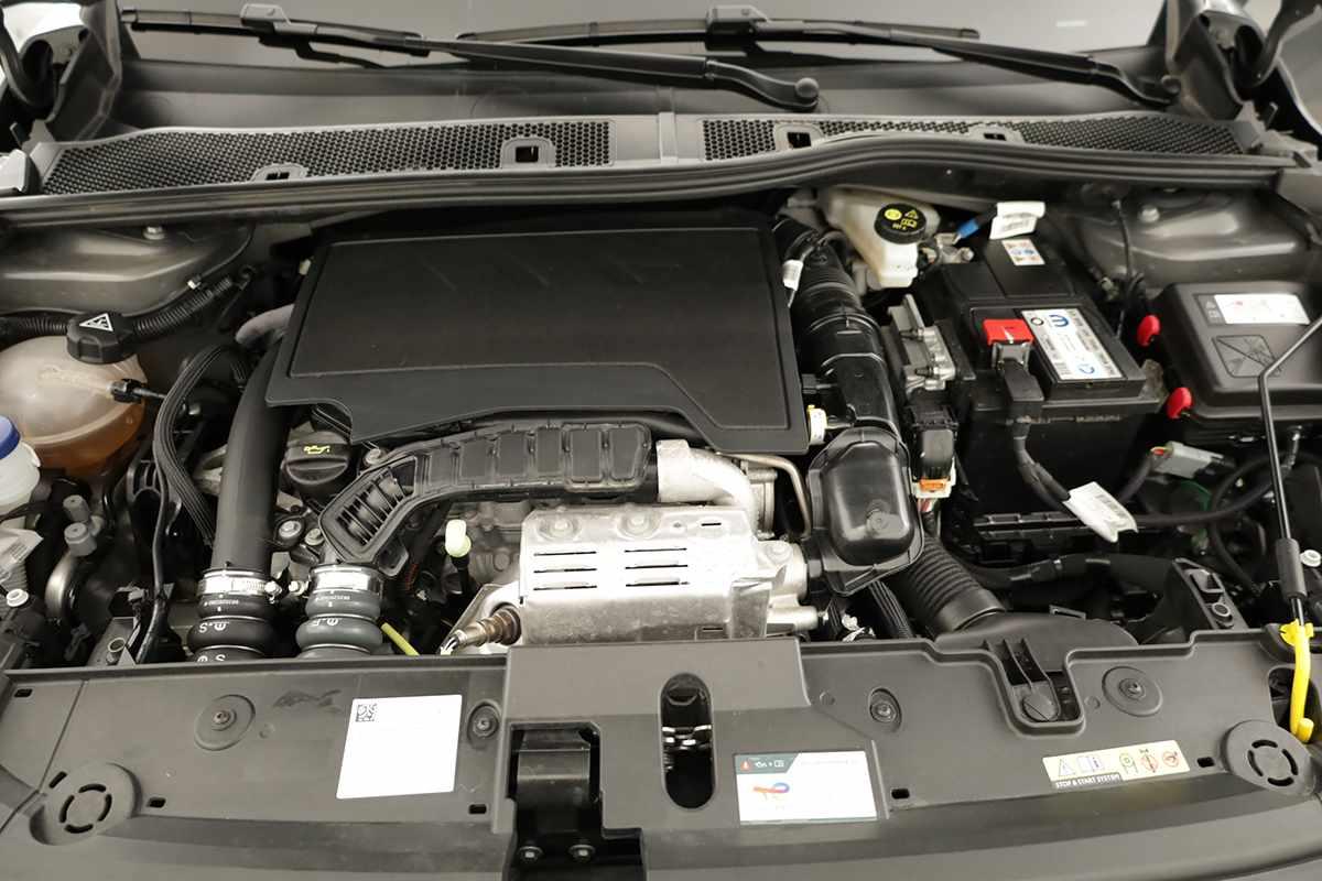 peugeot-208-2025-gasolina-1199cc