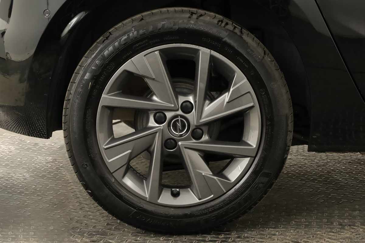 opel-corsa-2025-gasolina-1199cc
