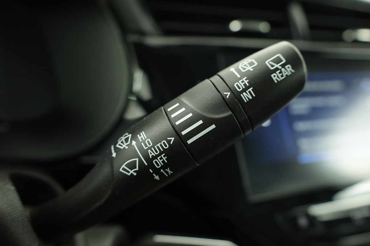 opel-corsa-2025-gasolina-1199cc
