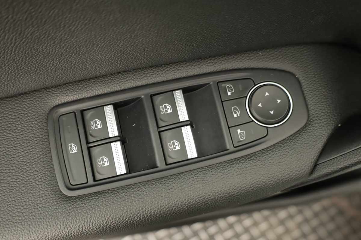renault-captur-2024-gasolina-999cc