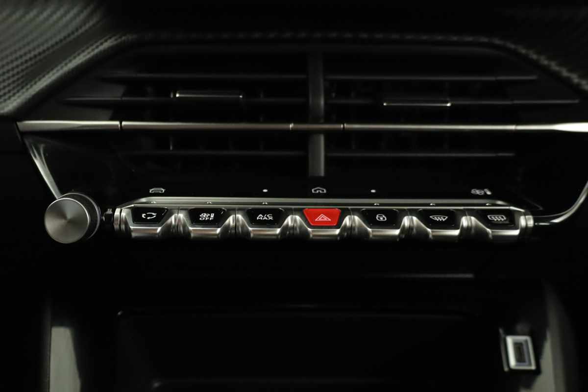 peugeot-e-208-2025-eletrico-0cc