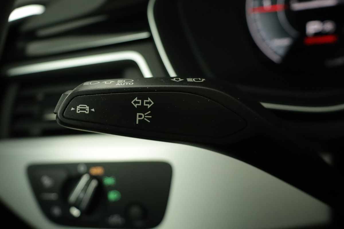 audi-a5-sportback-2023-diesel-1968cc