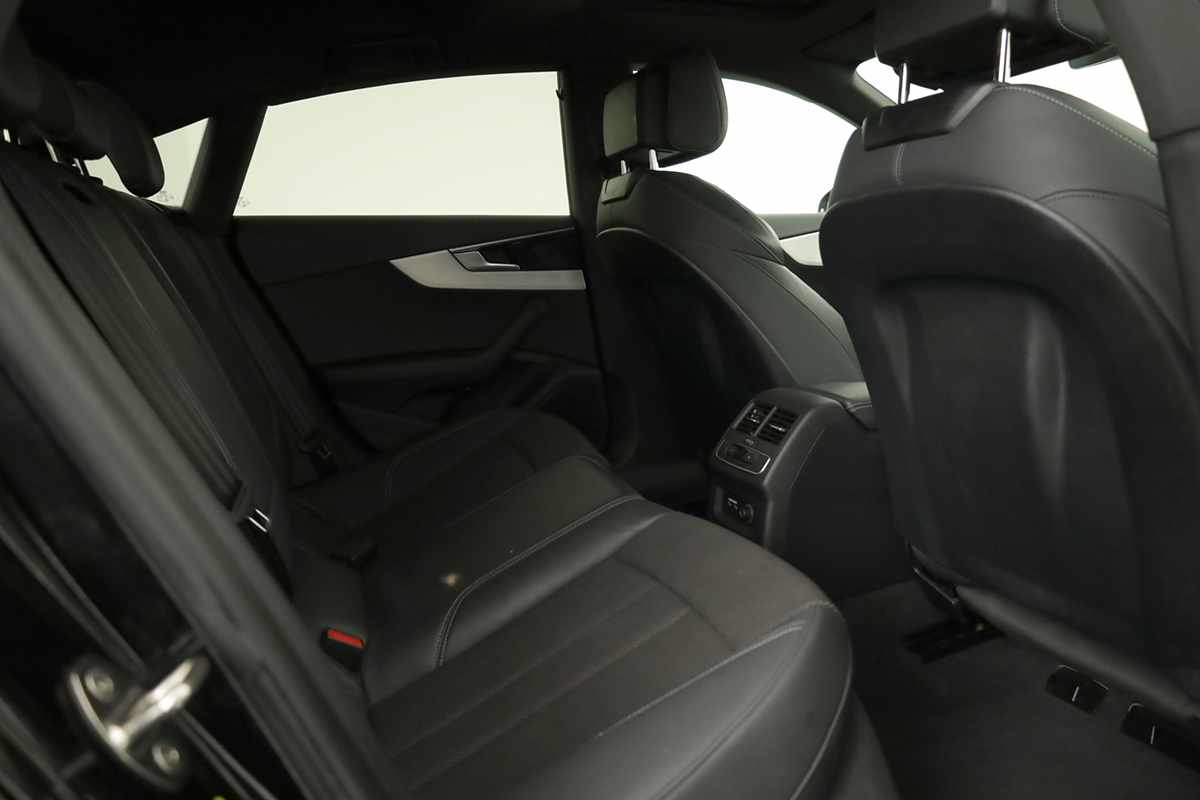 audi-a5-sportback-2023-diesel-1968cc