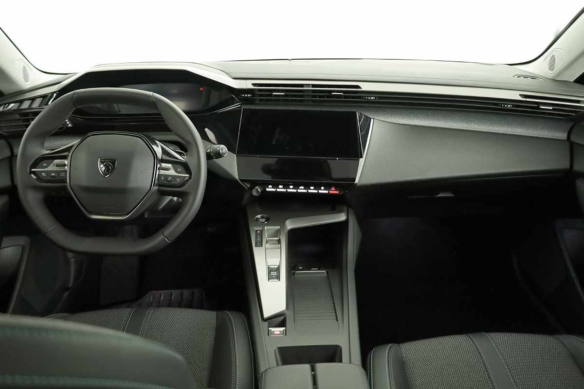 peugeot-308-2023-hibrido-a-gasolina-1598cc