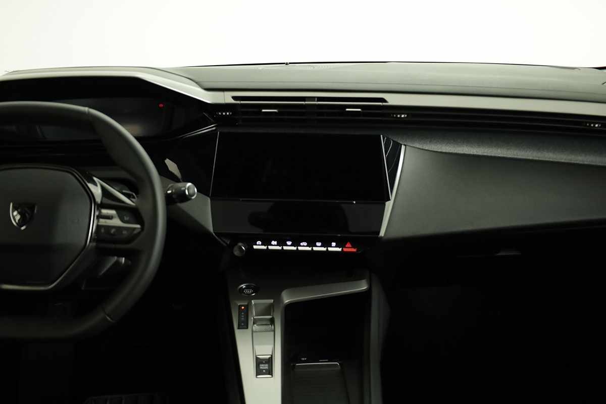 peugeot-308-2023-hibrido-a-gasolina-1598cc