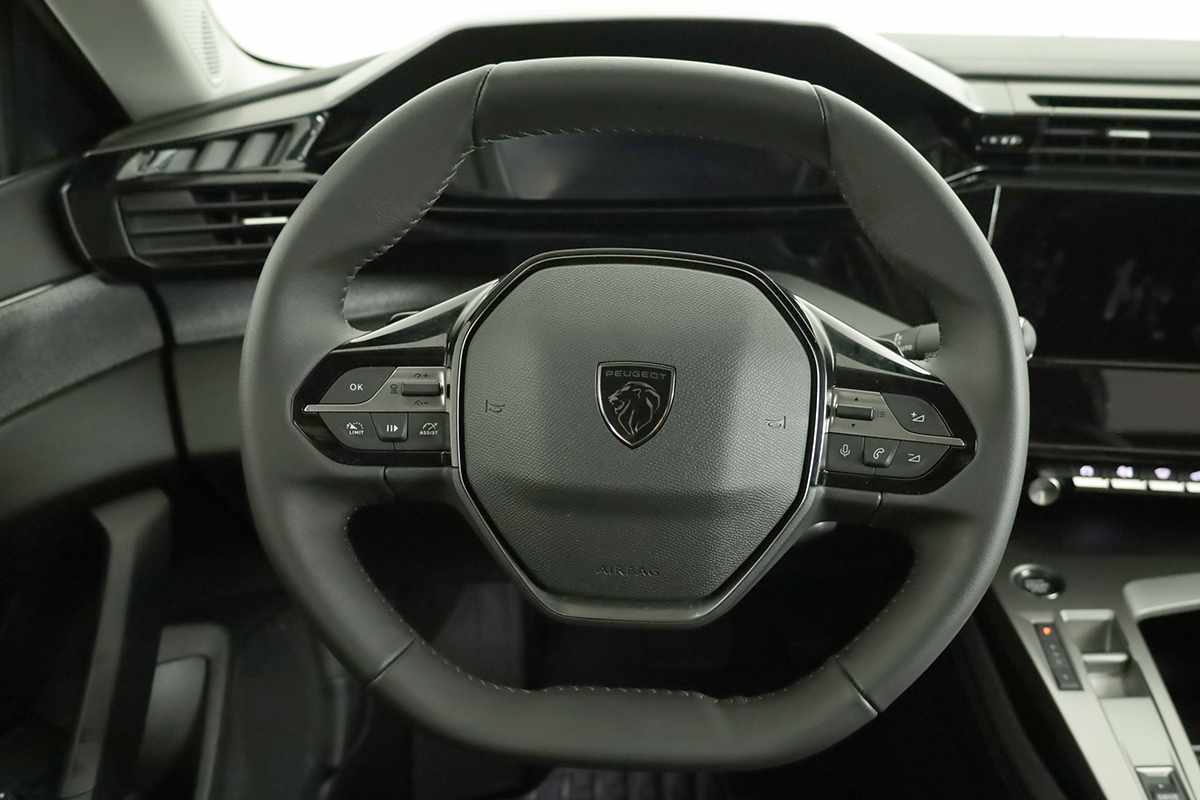 peugeot-308-2023-hibrido-a-gasolina-1598cc