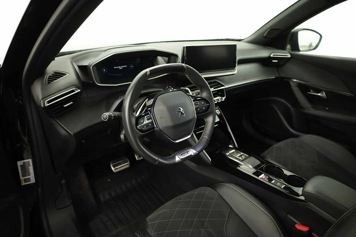 peugeot-2008-2022-diesel-1499cc