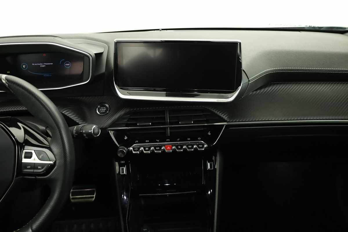 peugeot-2008-2022-diesel-1499cc