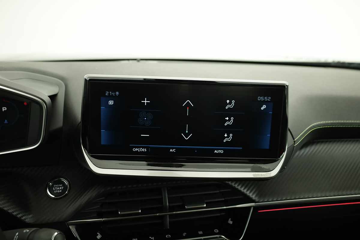 peugeot-2008-2022-diesel-1499cc