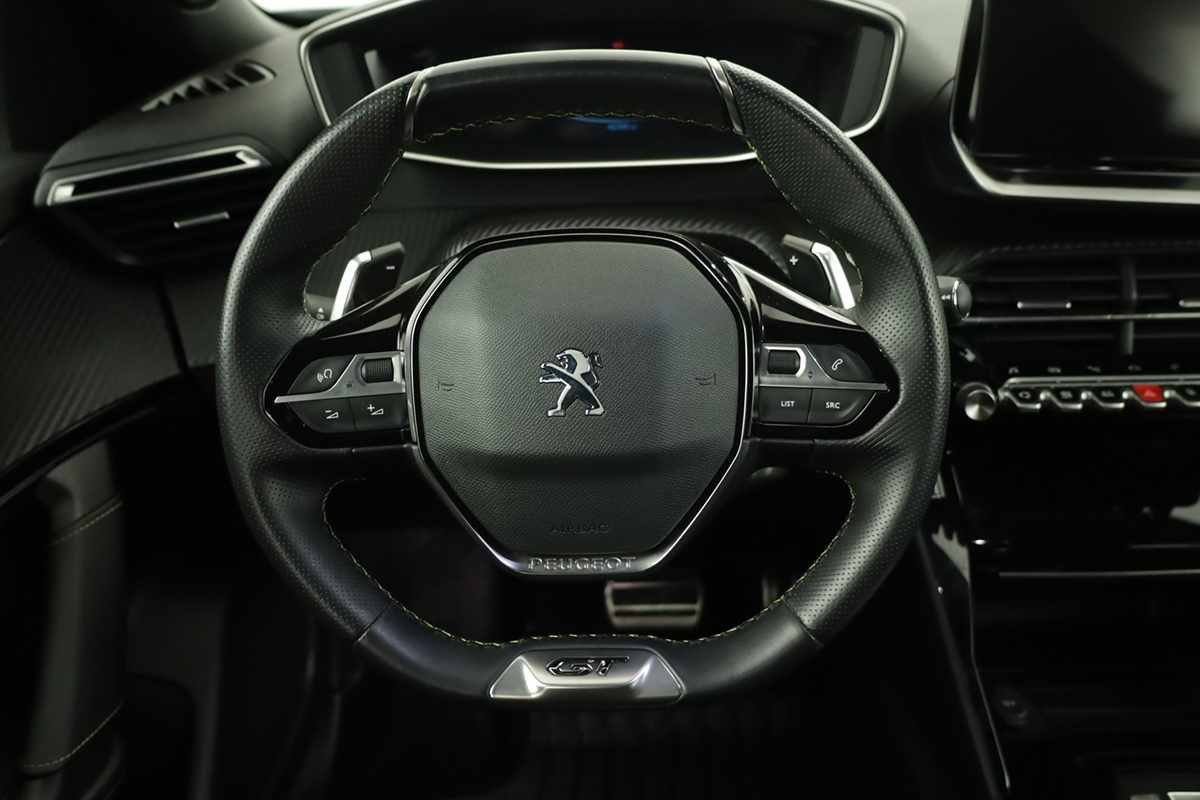 peugeot-2008-2022-diesel-1499cc