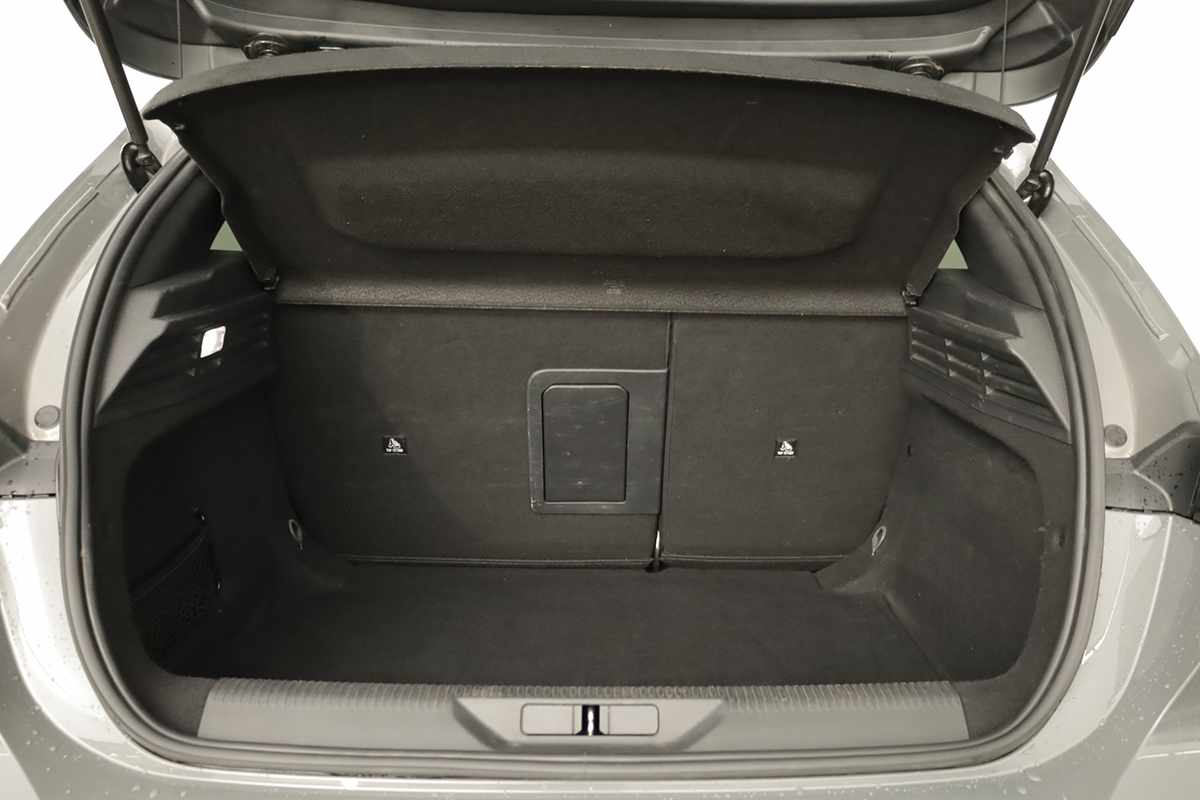 peugeot-308-2024-gasolina-1199cc