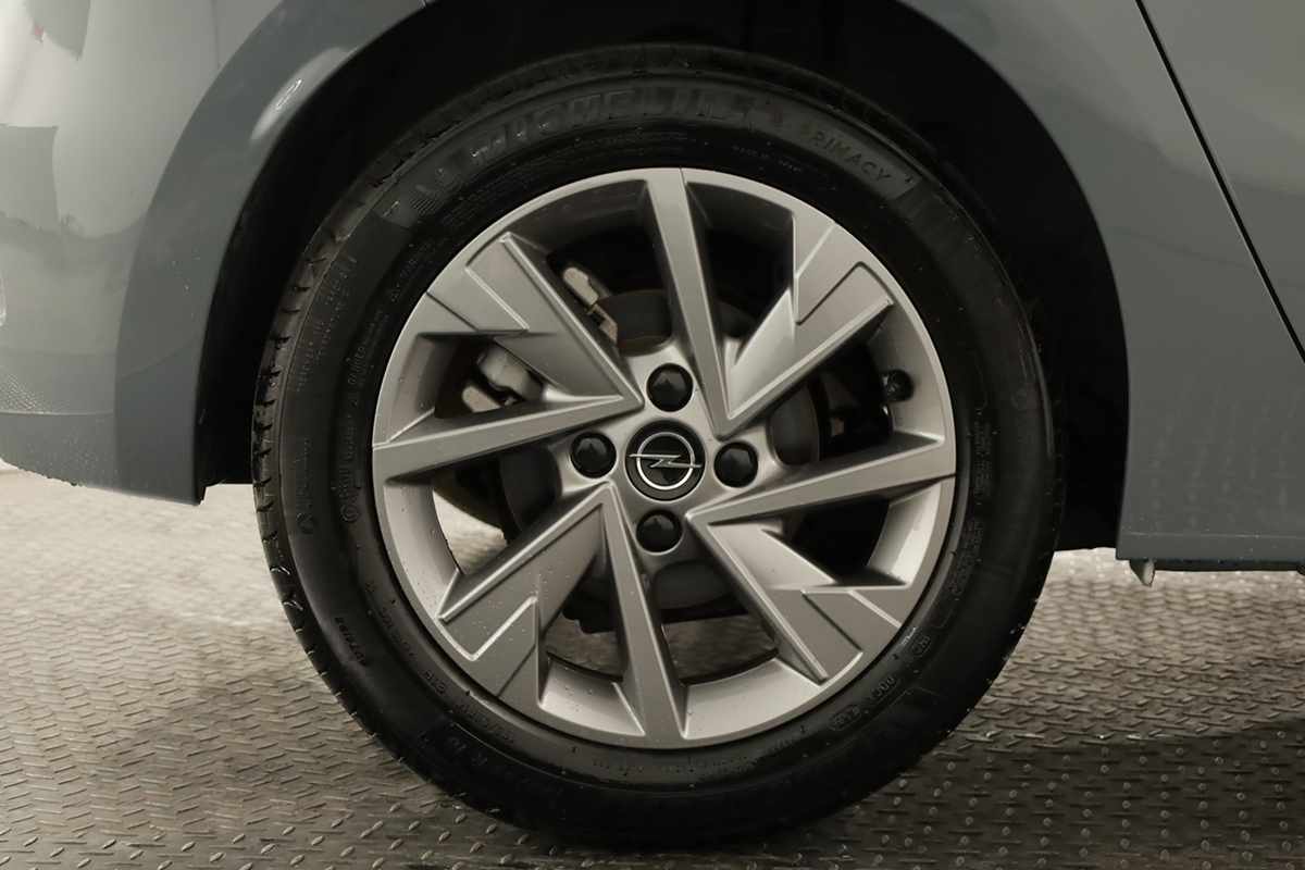 opel-corsa-2025-gasolina-1199cc
