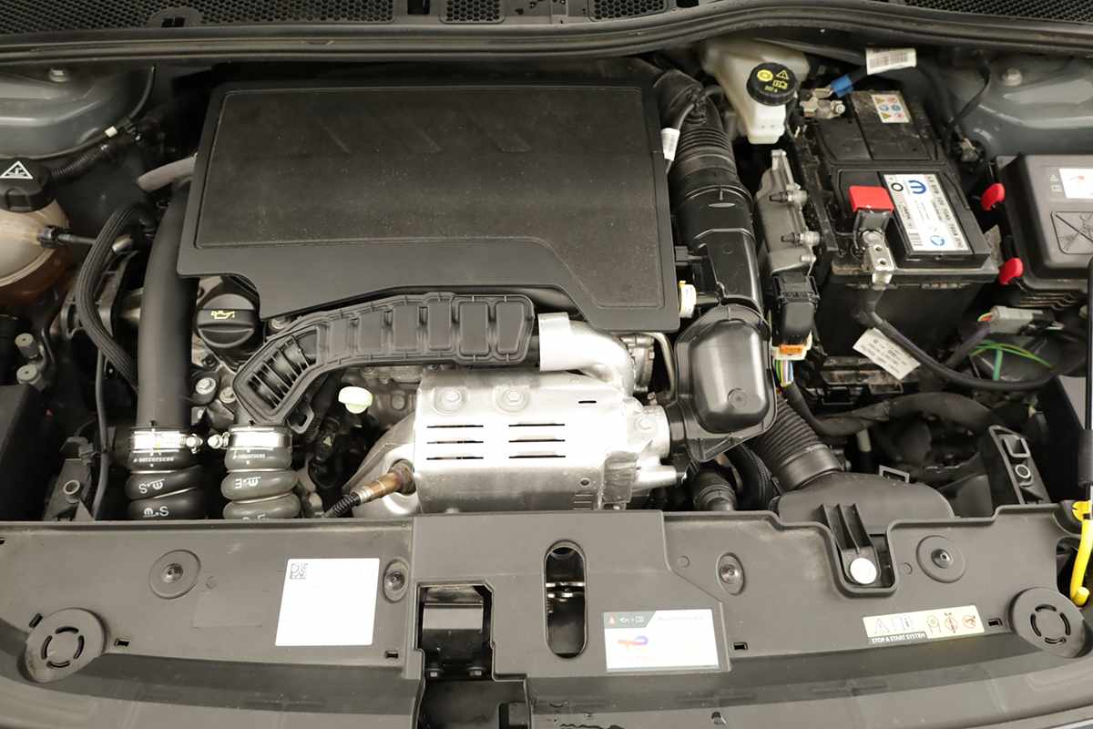 opel-corsa-2025-gasolina-1199cc
