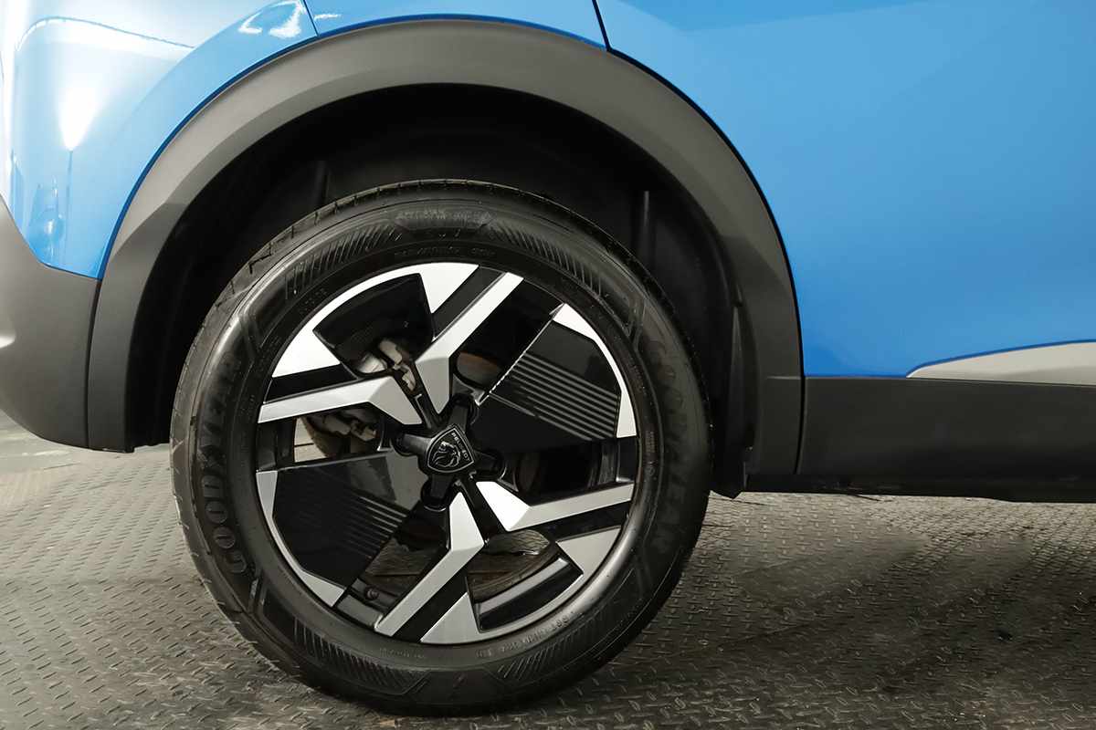 peugeot-2008-2024-gasolina-1199cc