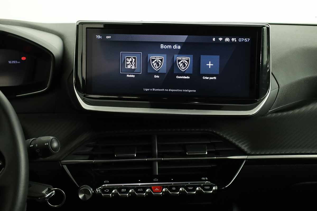peugeot-2008-2024-gasolina-1199cc