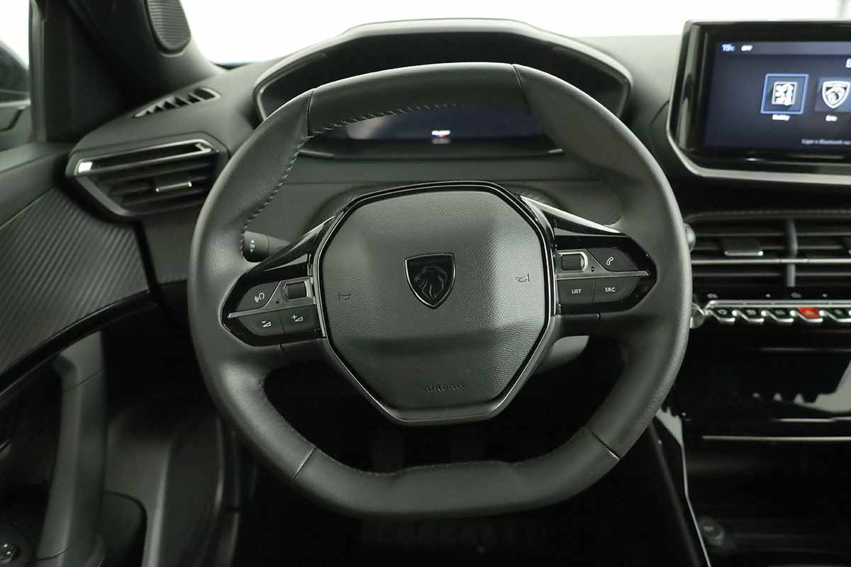 peugeot-2008-2024-gasolina-1199cc