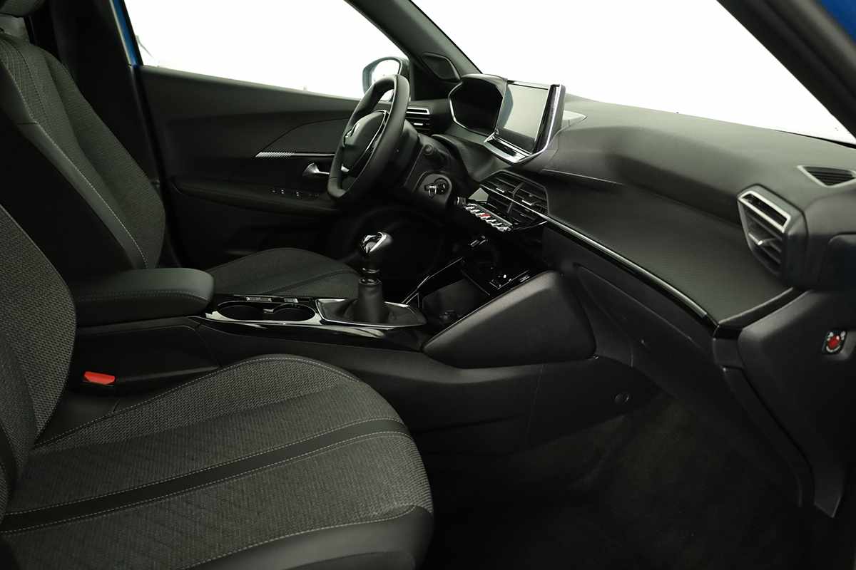 peugeot-2008-2024-gasolina-1199cc