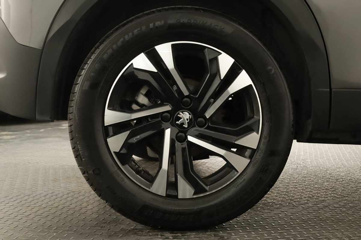 peugeot-2008-2021-diesel-1499cc