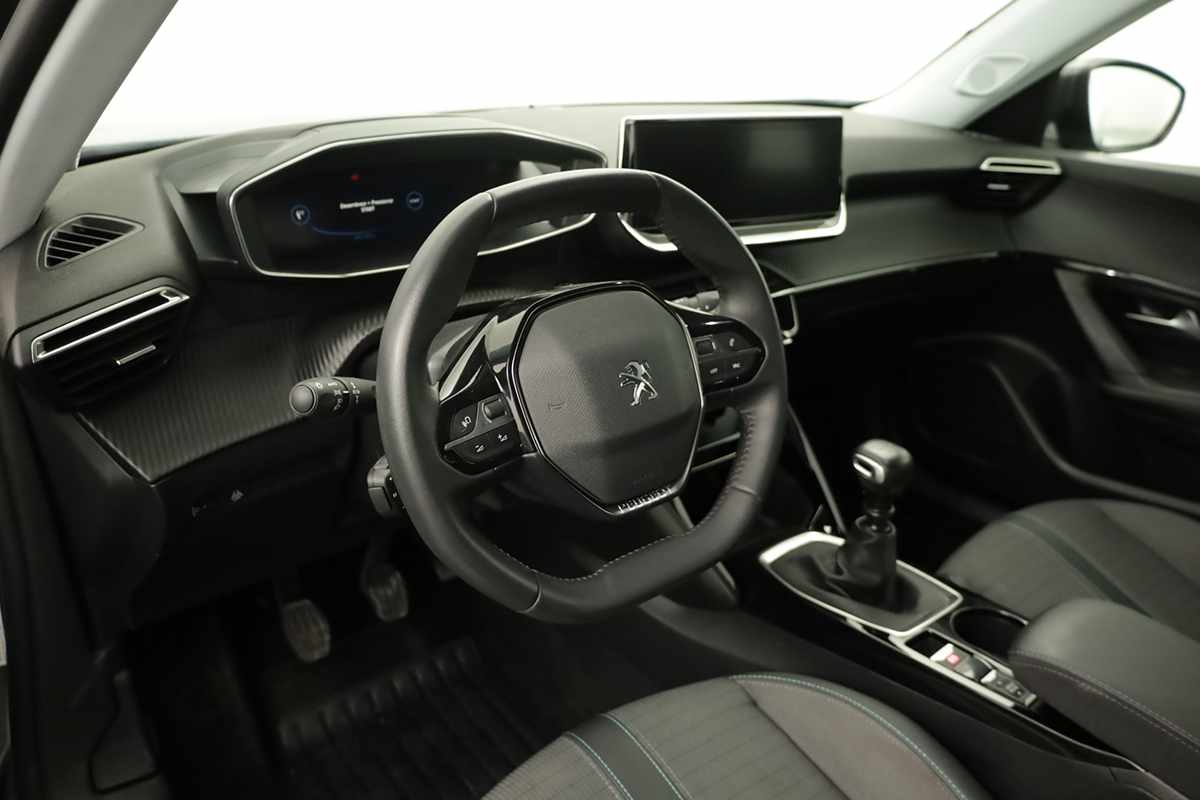 peugeot-2008-2021-diesel-1499cc