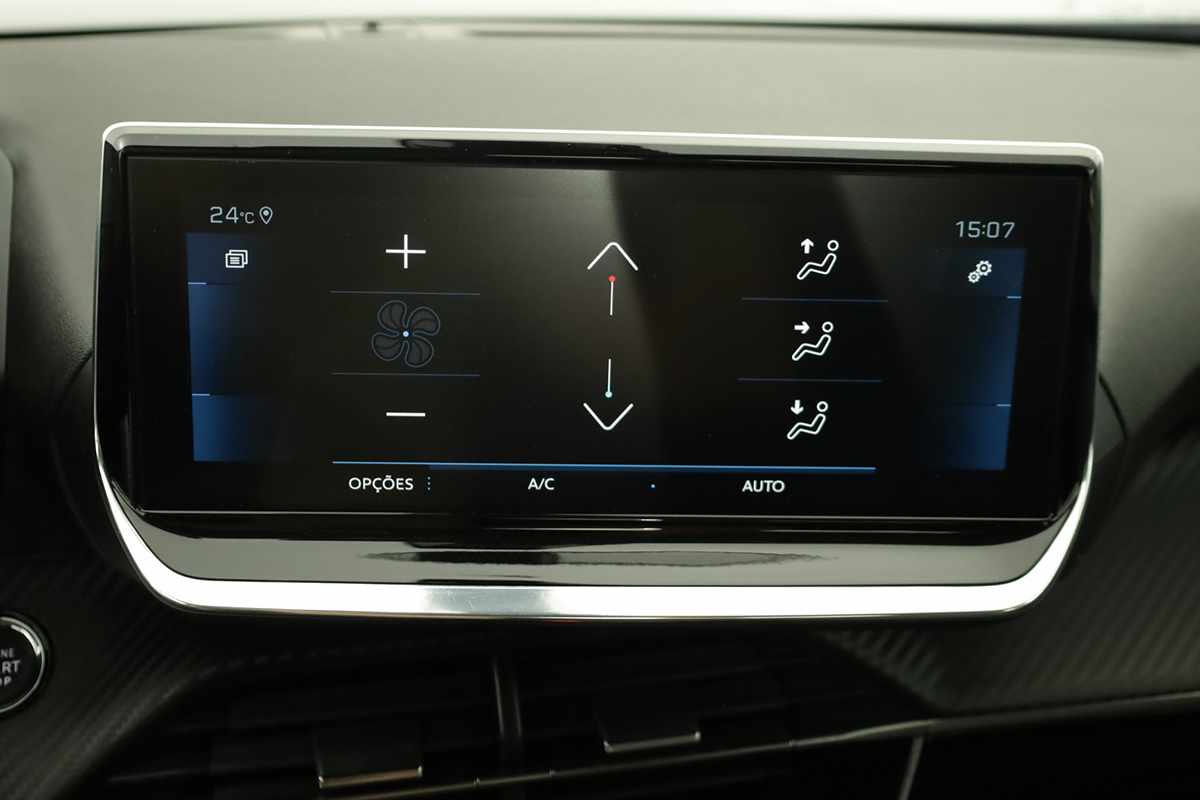peugeot-2008-2021-diesel-1499cc