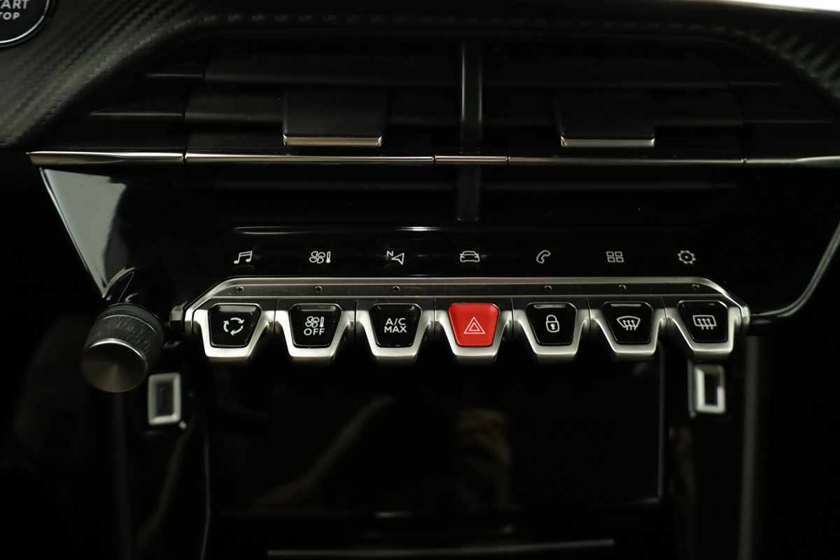 peugeot-2008-2021-diesel-1499cc