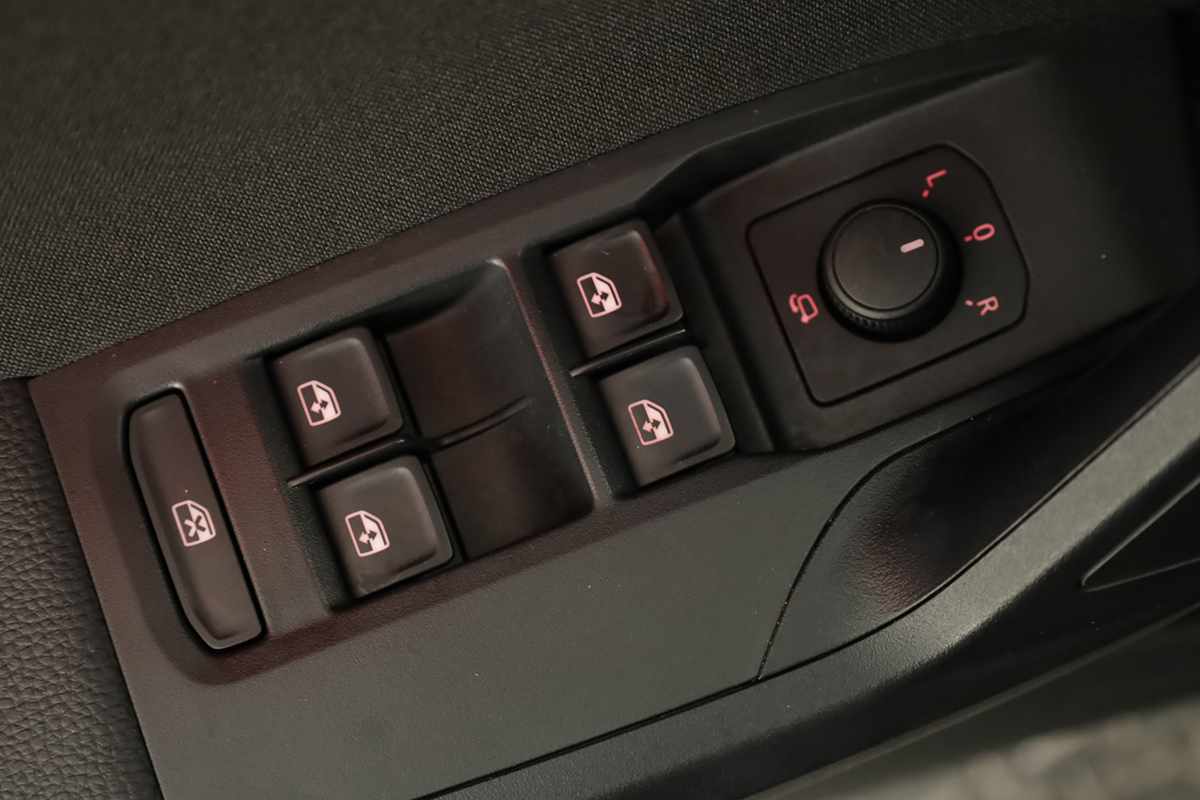 seat-ibiza-2025-gasolina-999cc
