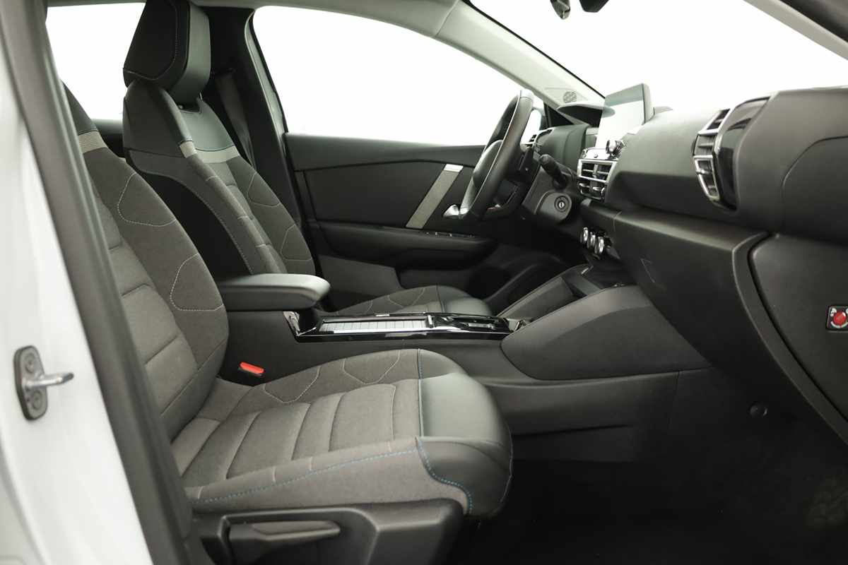citroen-c4-2024-gasolina-1199cc