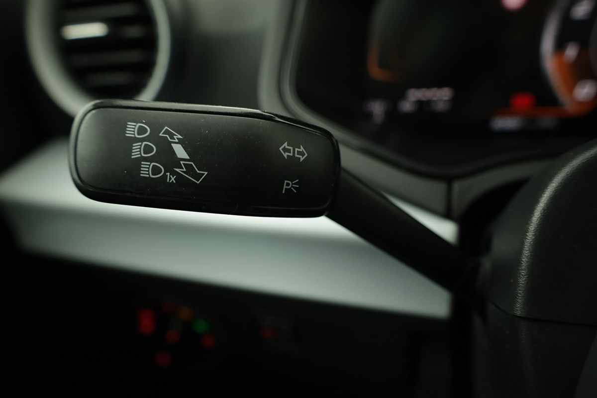 seat-ibiza-2024-gasolina-999cc