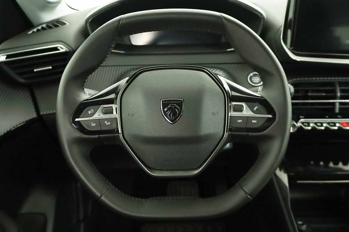 peugeot-e-208-2025-eletrico-0cc