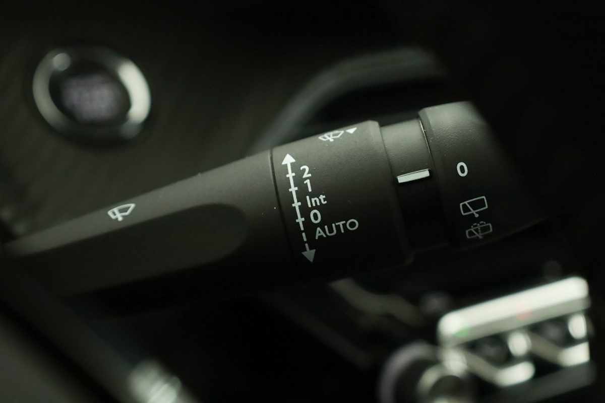 peugeot-e-208-2025-eletrico-0cc