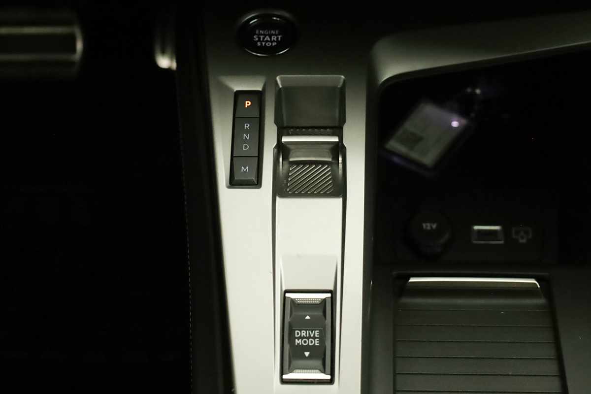 peugeot-308-2024-gasolina-1199cc