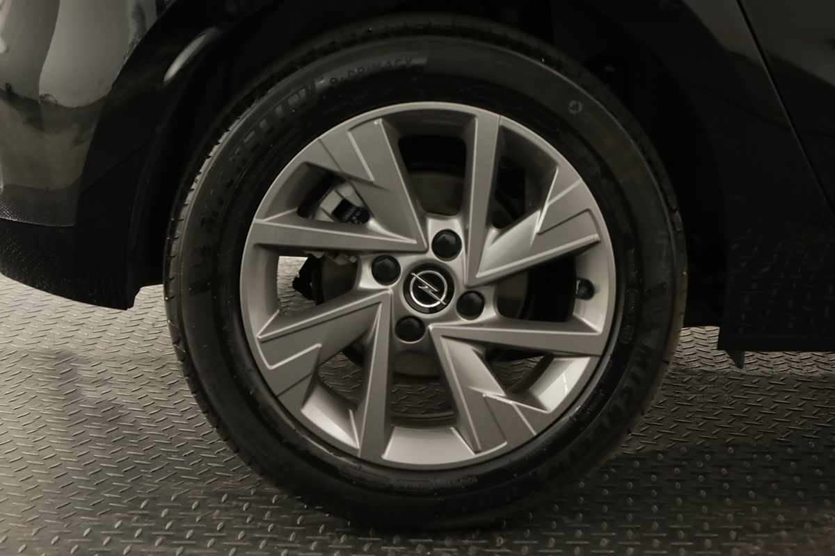 opel-corsa-2025-gasolina-1199cc