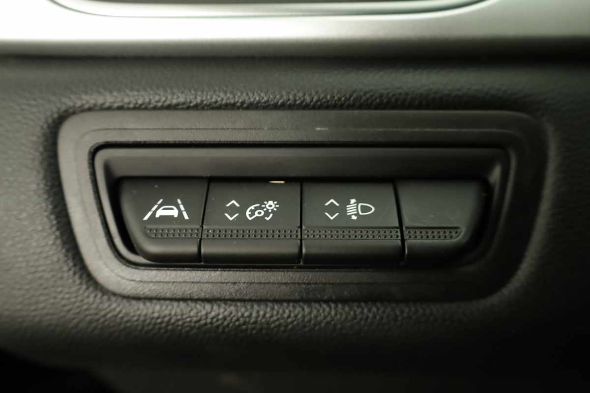 renault-captur-2024-gpl-999cc