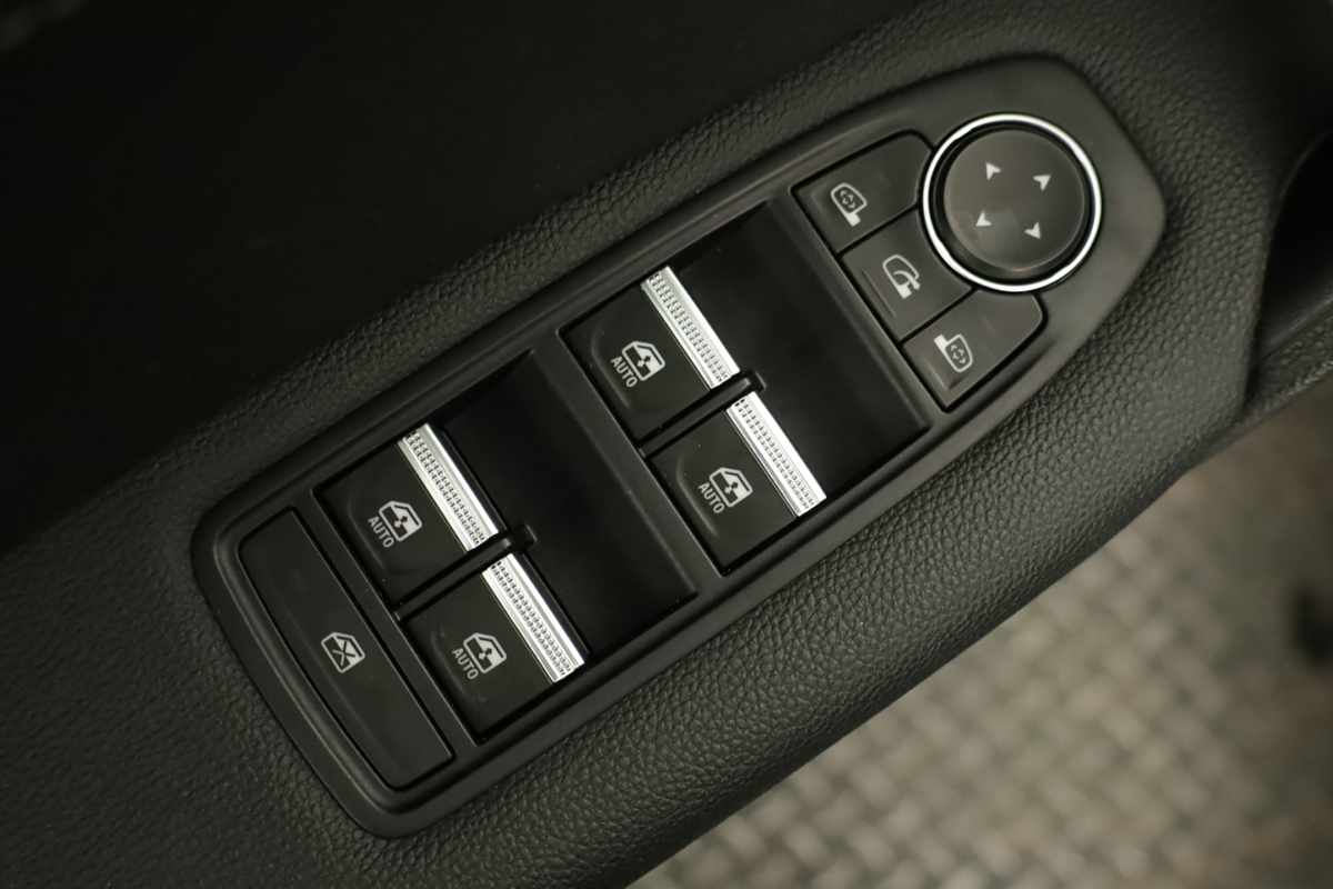 renault-captur-2024-gpl-999cc