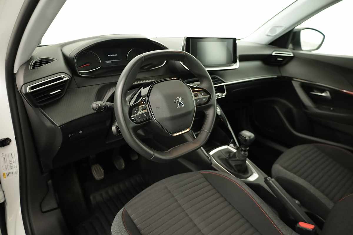 peugeot-2008-2022-diesel-1499cc