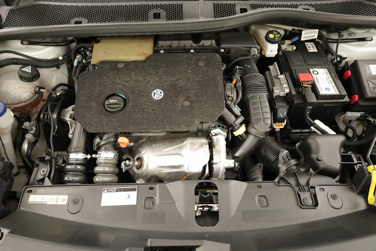 peugeot-2008-2022-diesel-1499cc