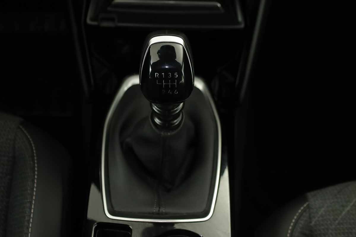 peugeot-2008-2025-gasolina-1199cc