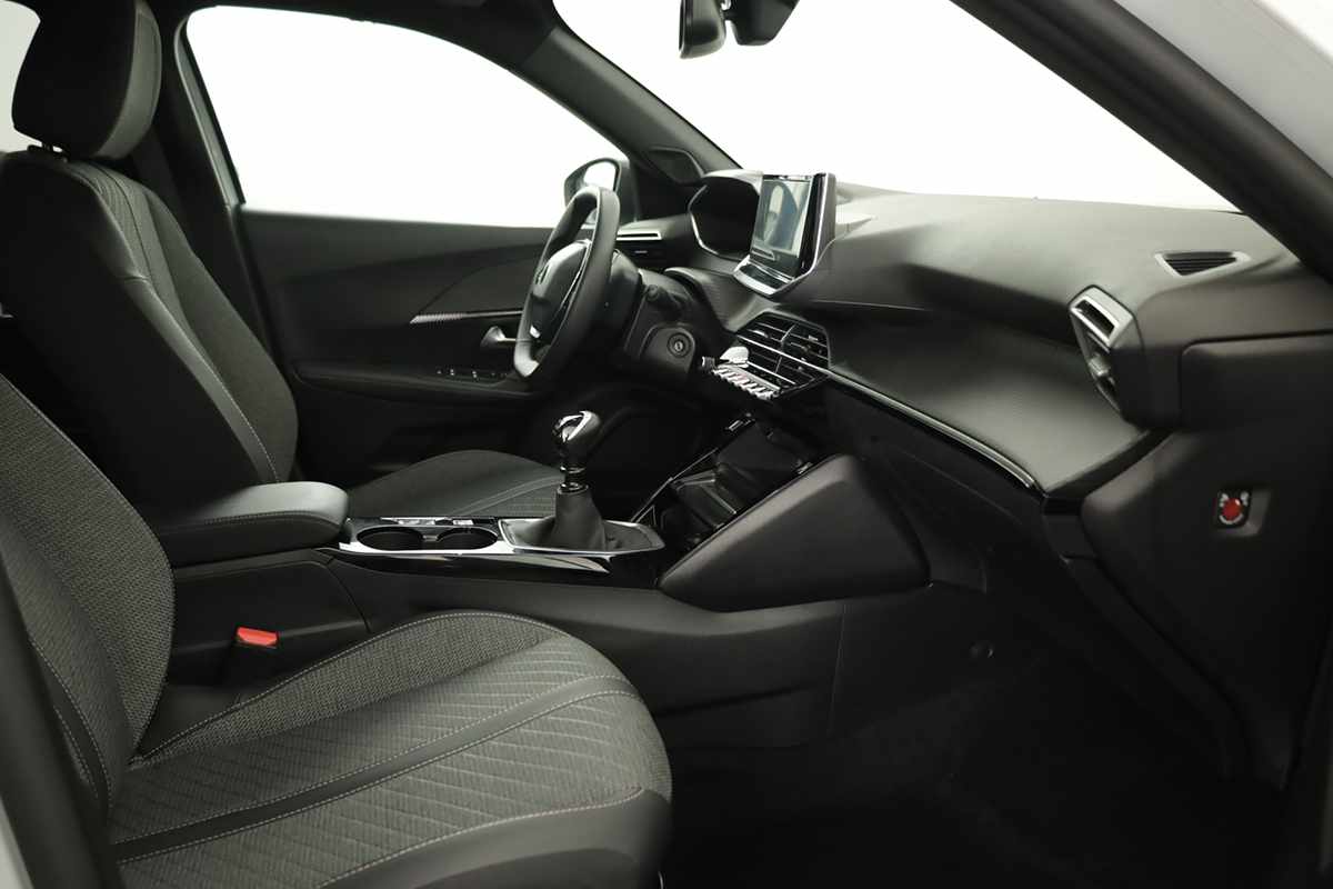 peugeot-2008-2025-gasolina-1199cc