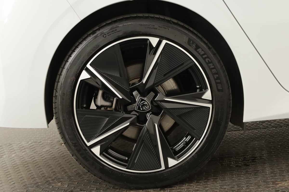 peugeot-e-308-2025-eletrico-0cc