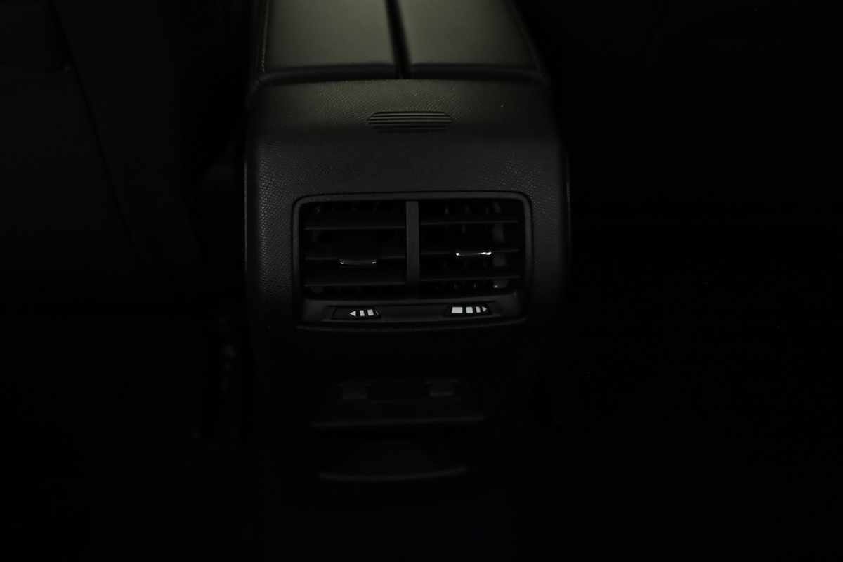 peugeot-e-308-2025-eletrico-0cc