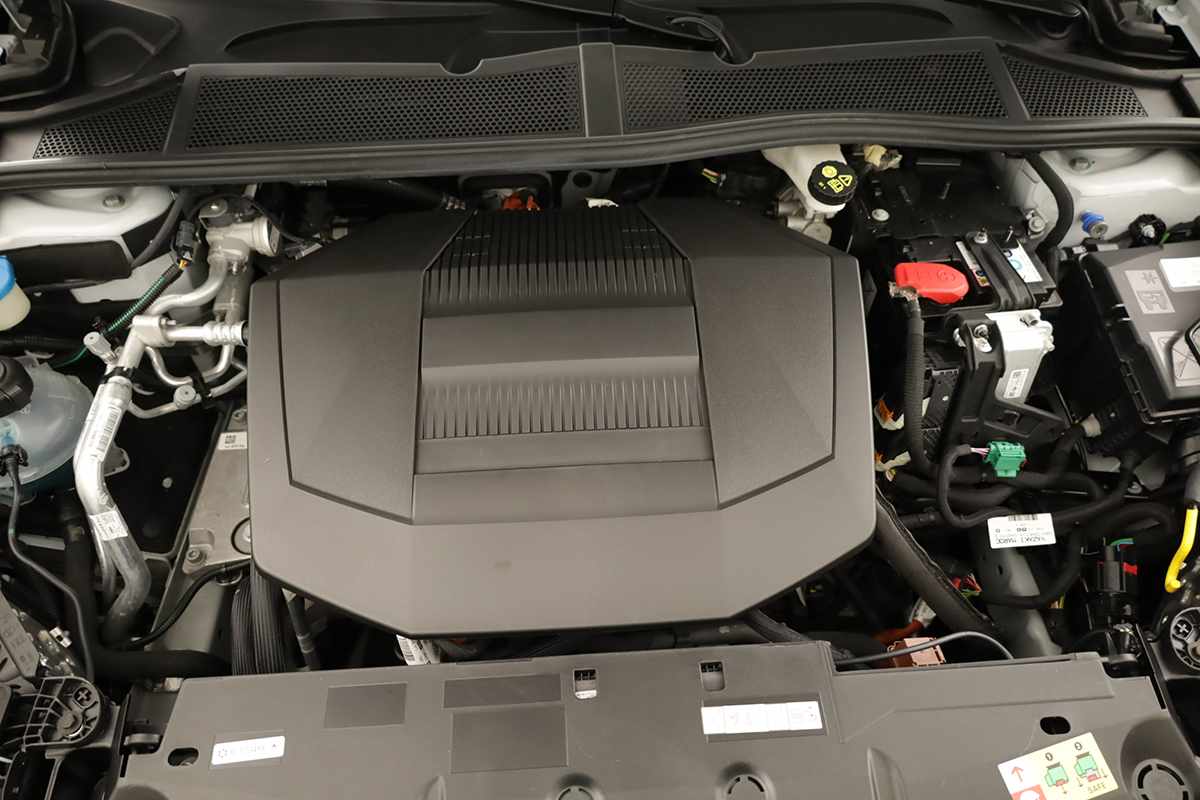 peugeot-e-308-2025-eletrico-0cc