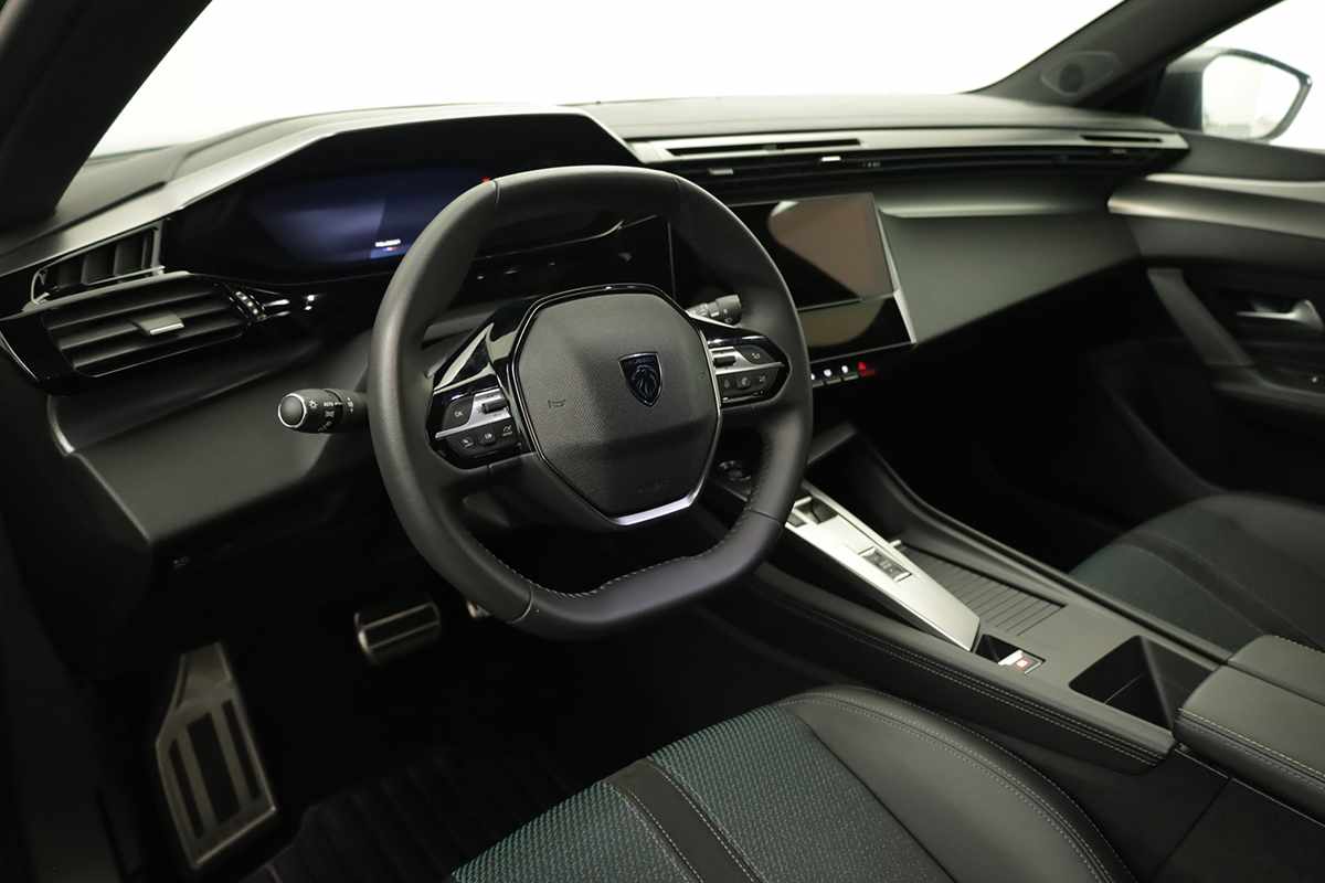peugeot-e-308-2023-eletrico-0cc