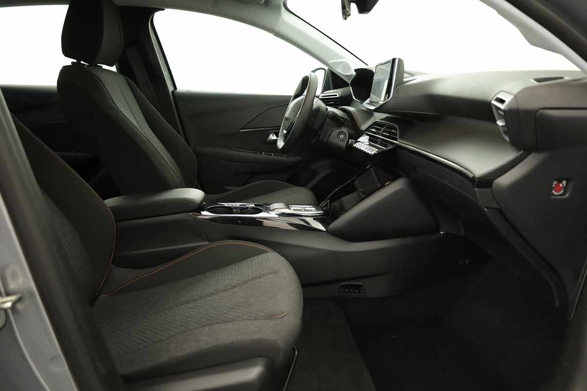 peugeot-e-208-2025-eletrico-0cc