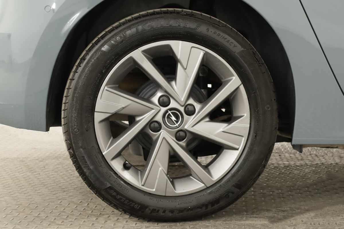 opel-corsa-2025-gasolina-1199cc
