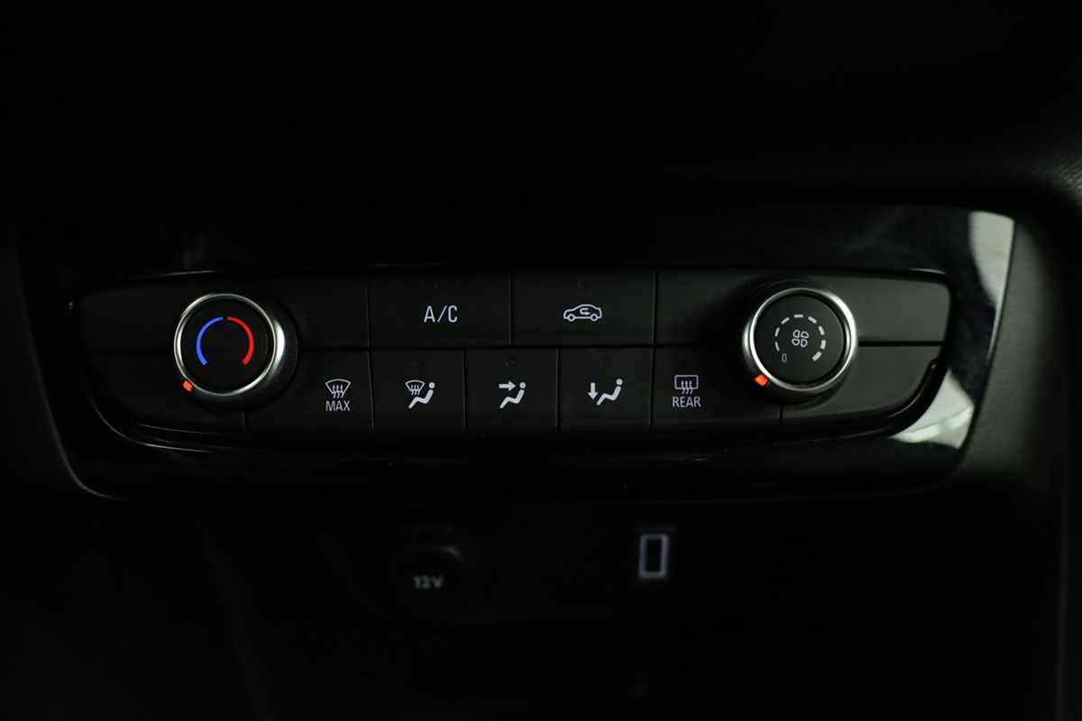 opel-corsa-2025-gasolina-1199cc