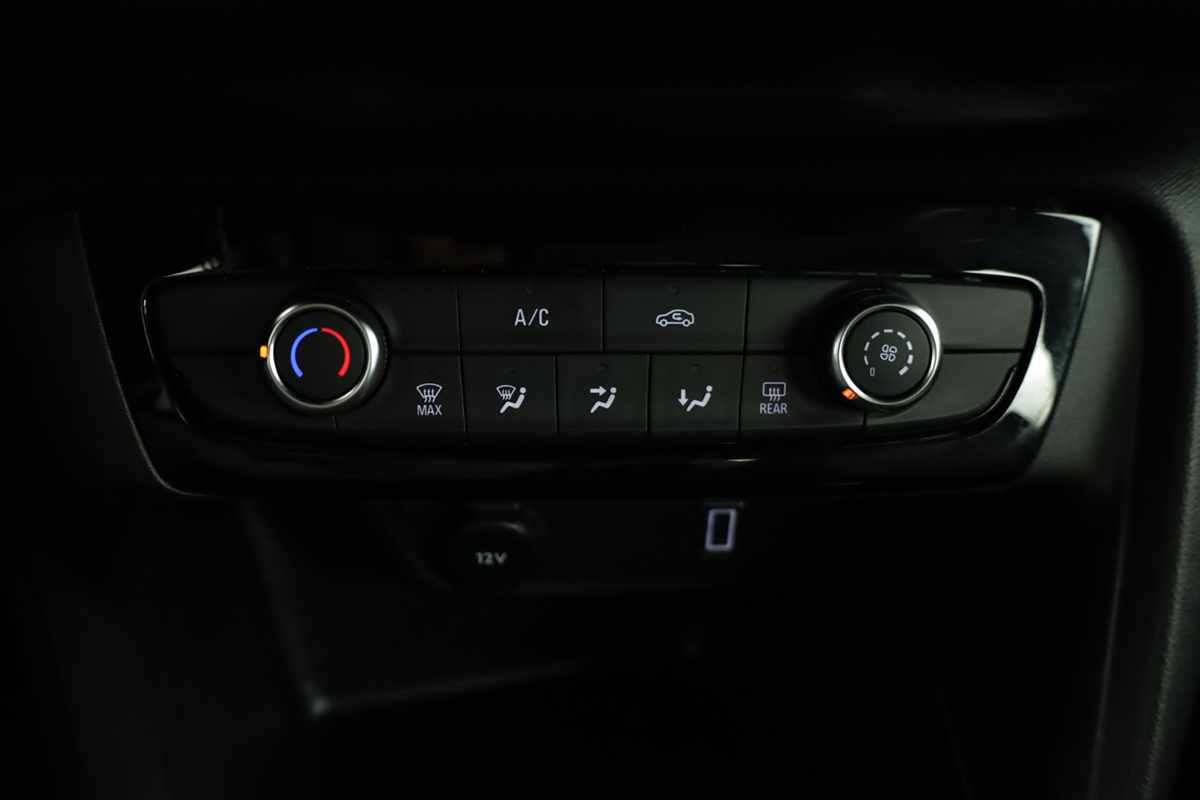 opel-corsa-2025-gasolina-1199cc