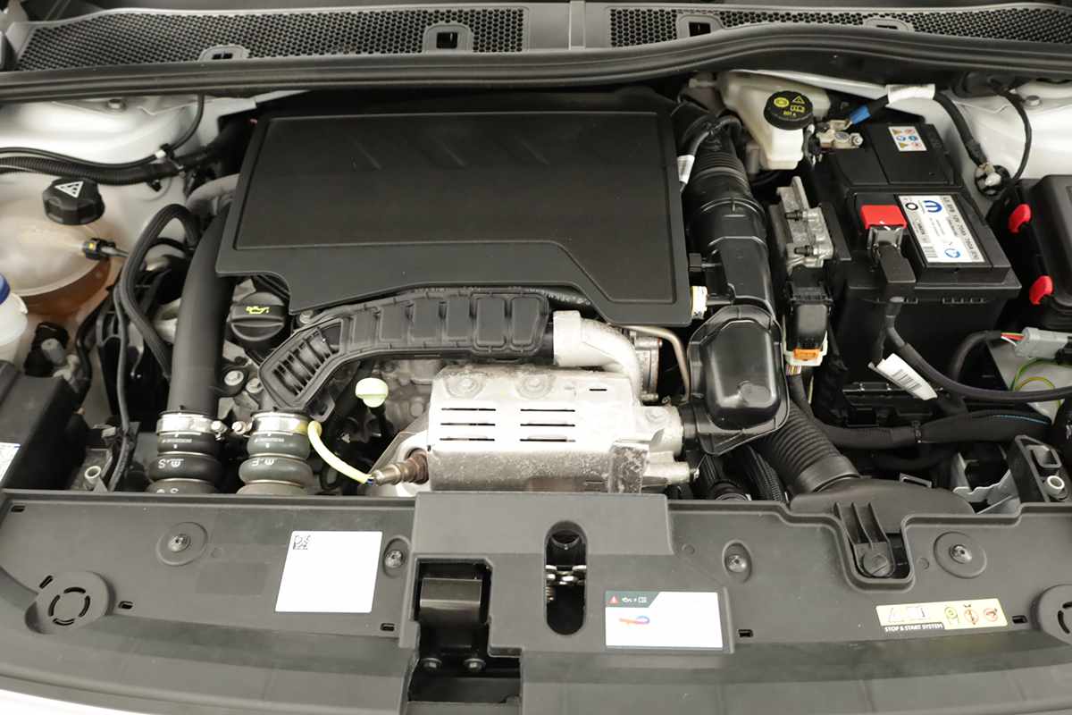 opel-corsa-2025-gasolina-1199cc