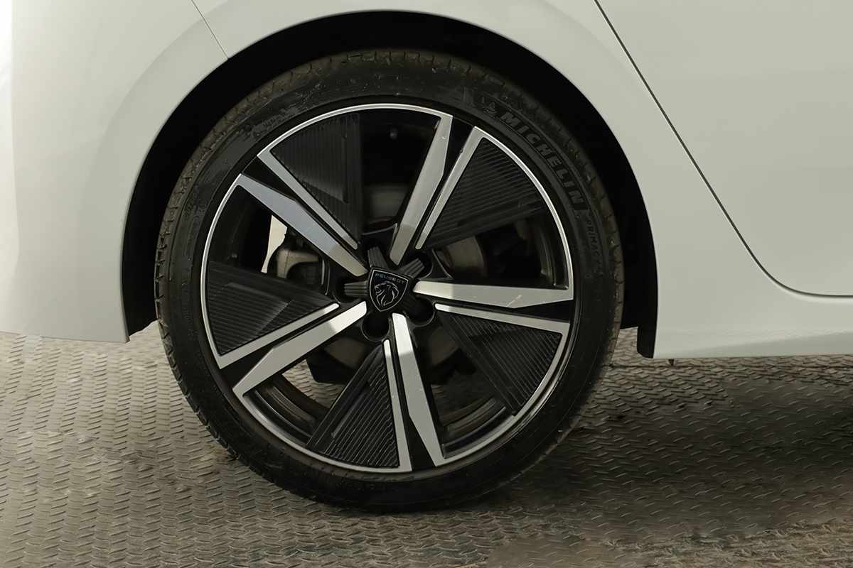 peugeot-308-2024-gasolina-1199cc